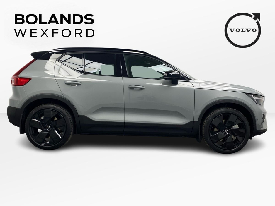 2026 Volvo EX40 - image 2