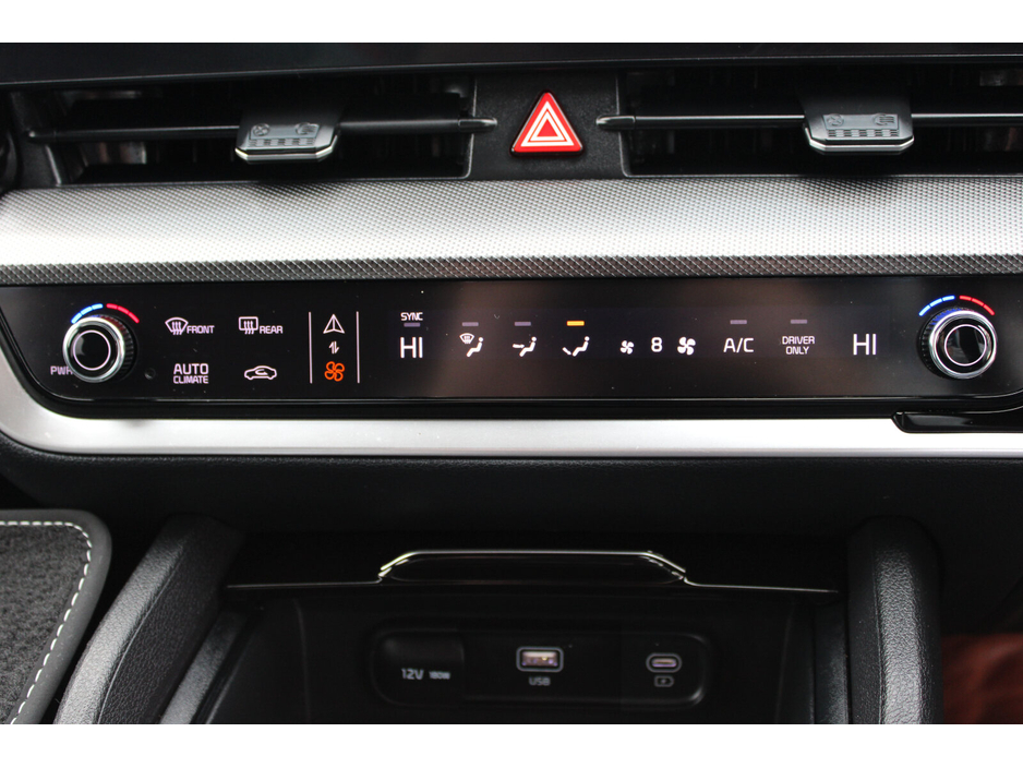 2024 Kia Sportage - image 21