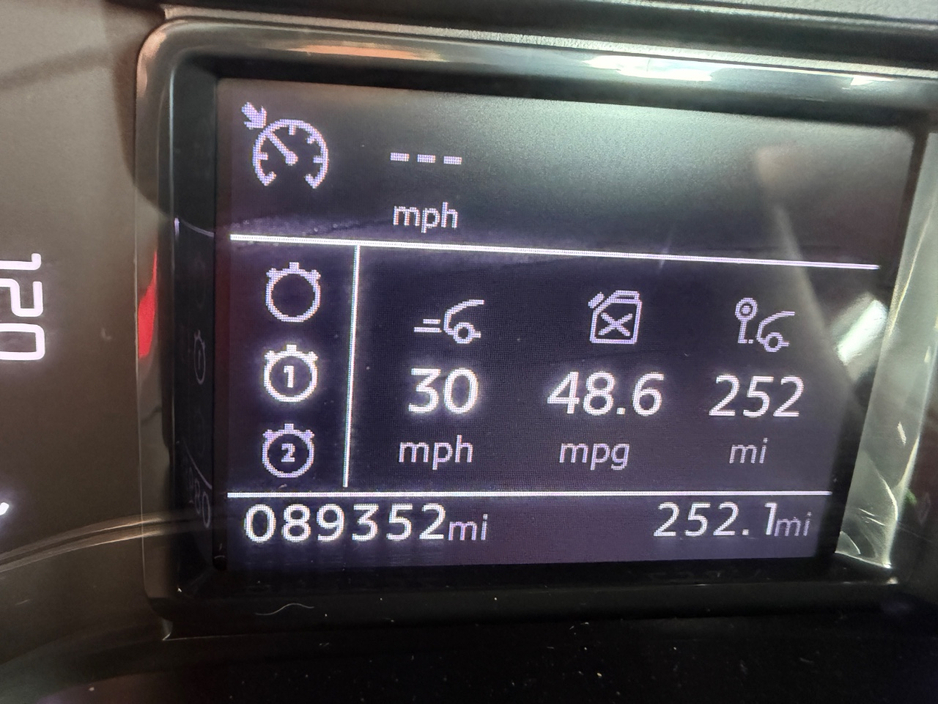 2023 Citroen Berlingo - image 10