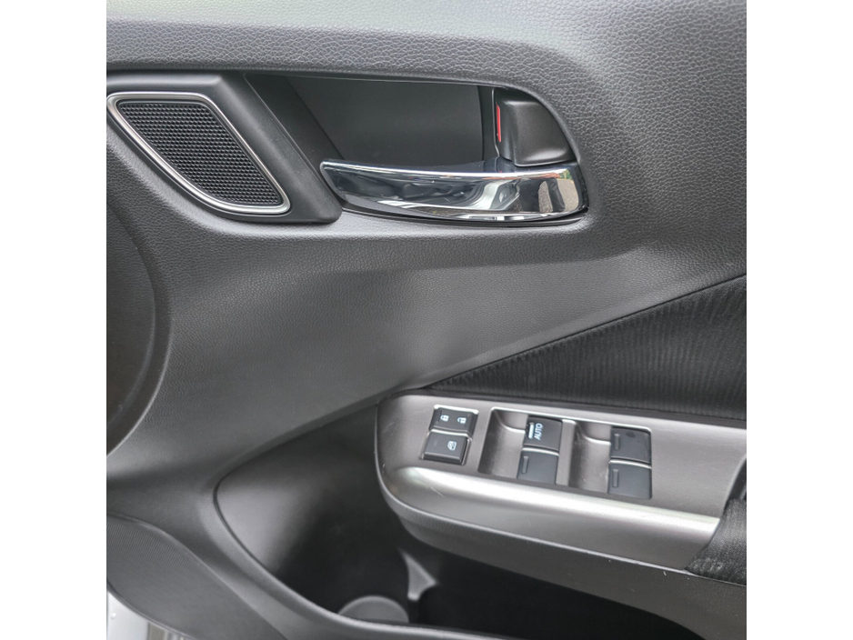 2016 Honda Grace  €12,950