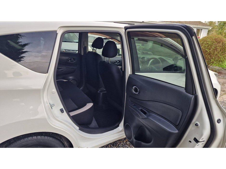 2017 Nissan Note - image 2