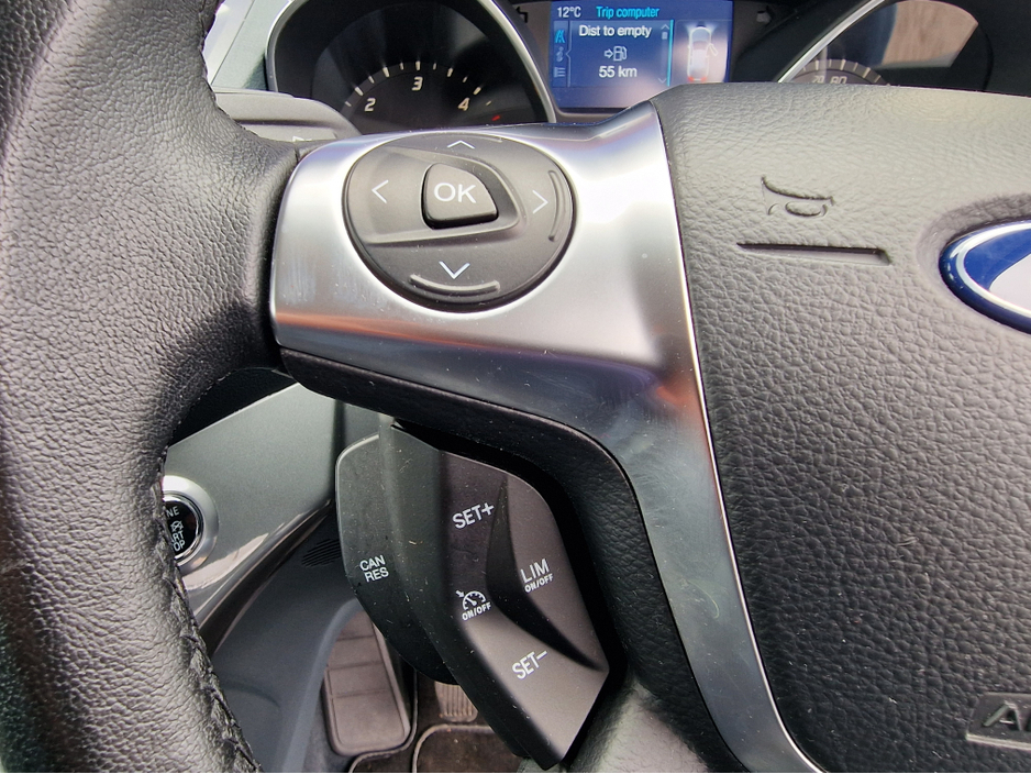 2015 Ford C-Max - image 17