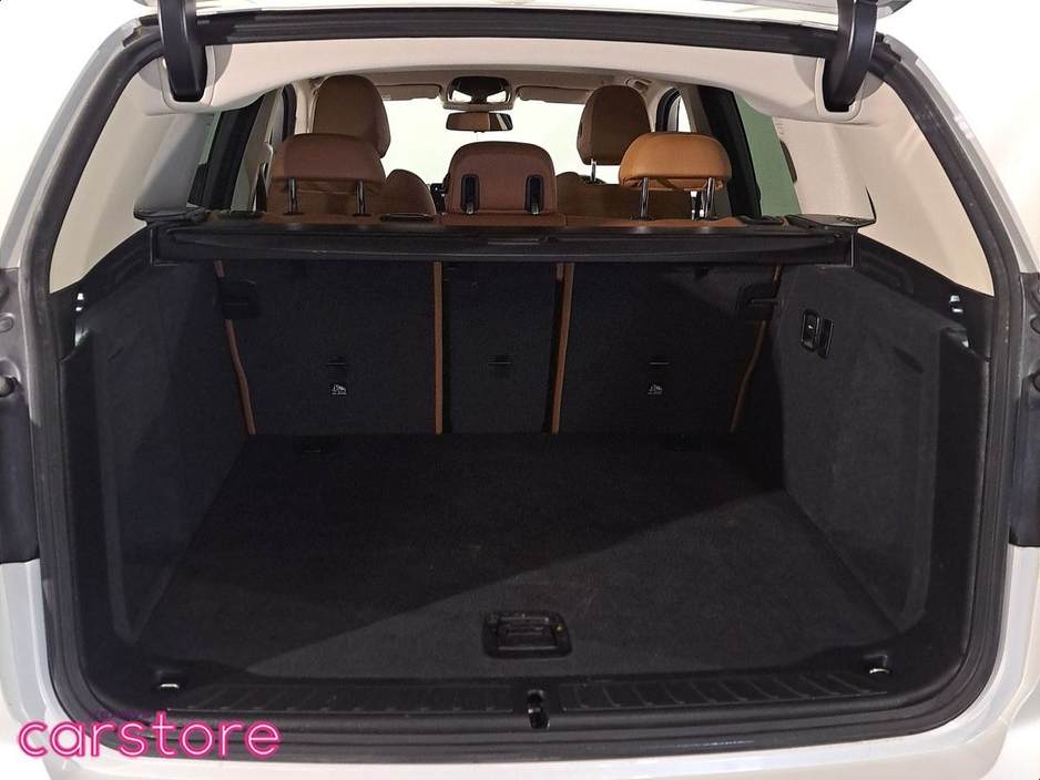 2023 BMW X3 - image 19