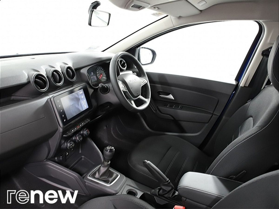 2023 Dacia Duster - image 5