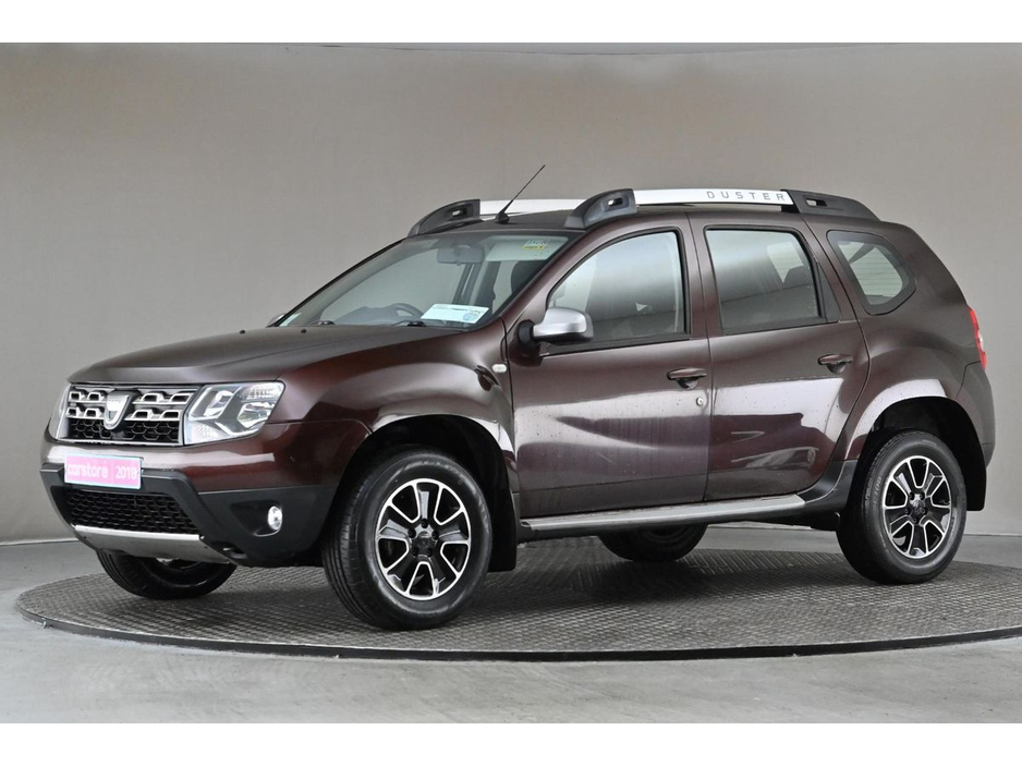2018 Dacia Duster - image 4