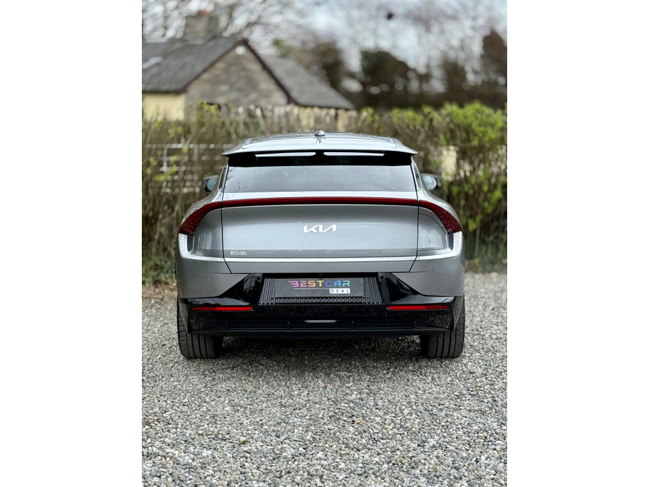 2024 Kia EV6 - image 8