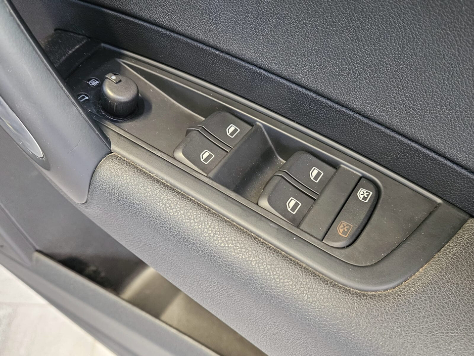 2014 Audi A1 - image 8