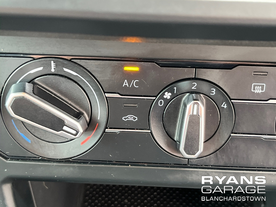 2018 Volkswagen Polo - image 21