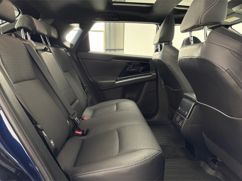 2024 Subaru Solterra - image 28