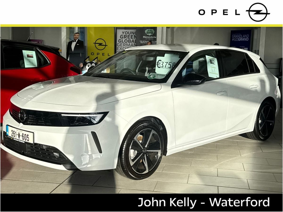 2026 Opel Astra 1.2 ELEHANCE 130 BHP €36,700