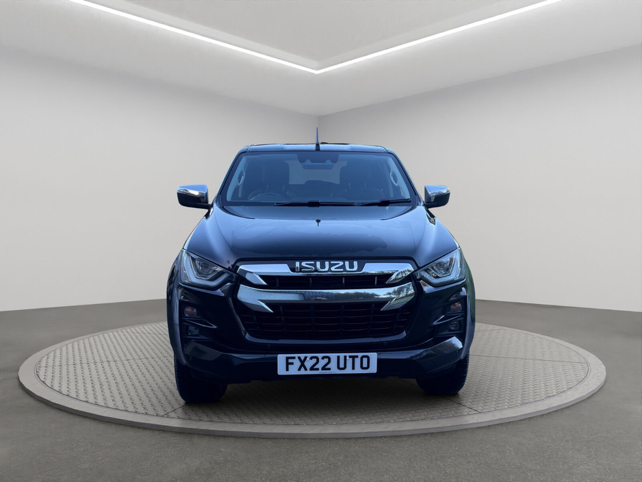 2016 Mitsubishi Shogun 