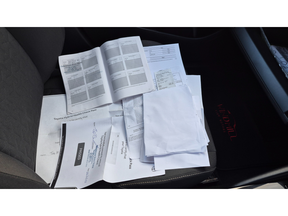 2019 Toyota Corolla HYBRID LUNA SPORT HB 4DR €18,950