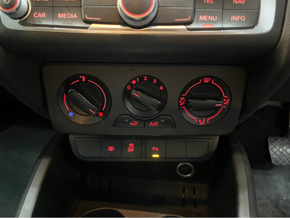 2016 Audi A1 Sportback €15950 2016 AUDI A1 SPORTBACK TFSI 1.0 AUTOMATIC / PARKING AID / ROOF BARS AND MORE €15,950