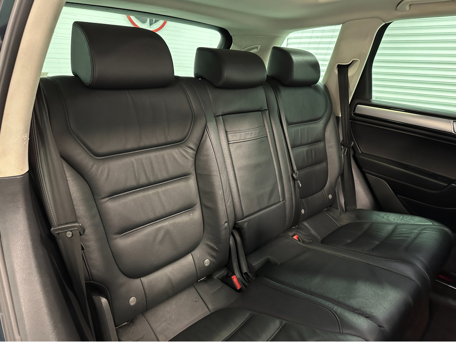 2015 Volkswagen Touareg CV 3.0 TDI 262BHP V6 5DR AUTO VW/AUDI SPECIALISTS WWW.DENISDARCYCARS.IE €20,950