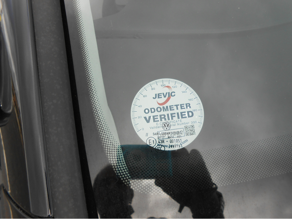 2016 Volkswagen Golf - image 20