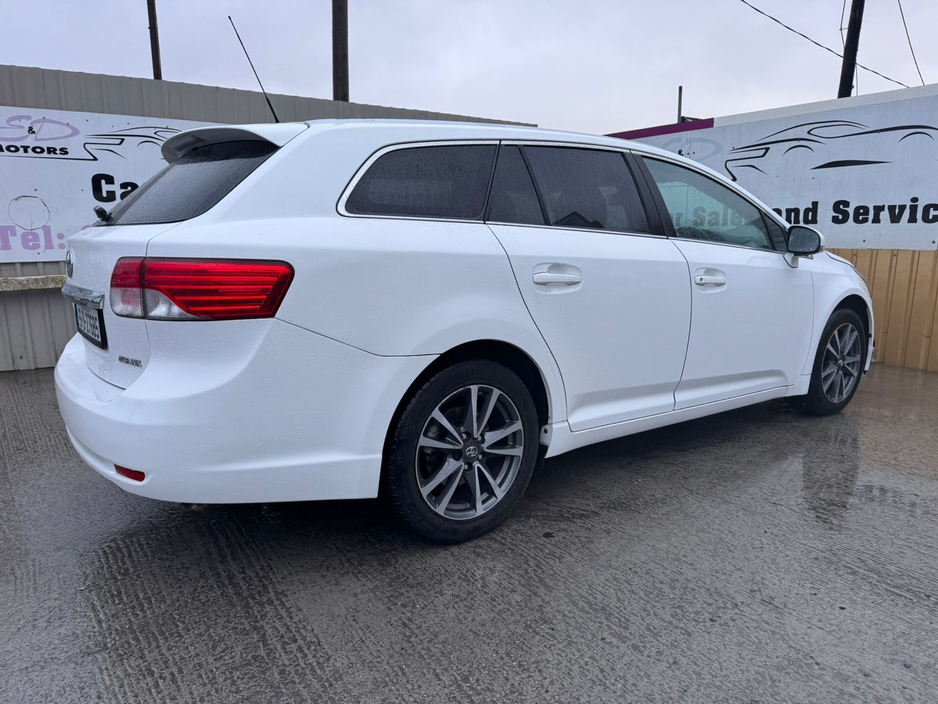2015 Toyota Avensis 2.0 D-4D ICON ESTATE 5DR OVERMOUNT 126BHP €10,800