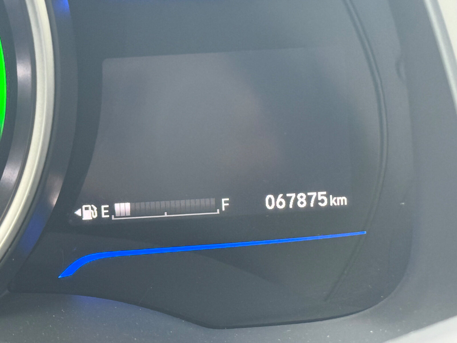 2016 Honda Fit - image 8