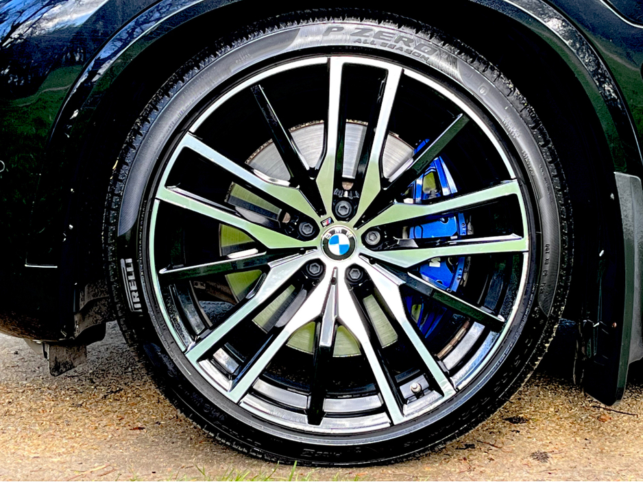 2019 BMW X5 - image 19