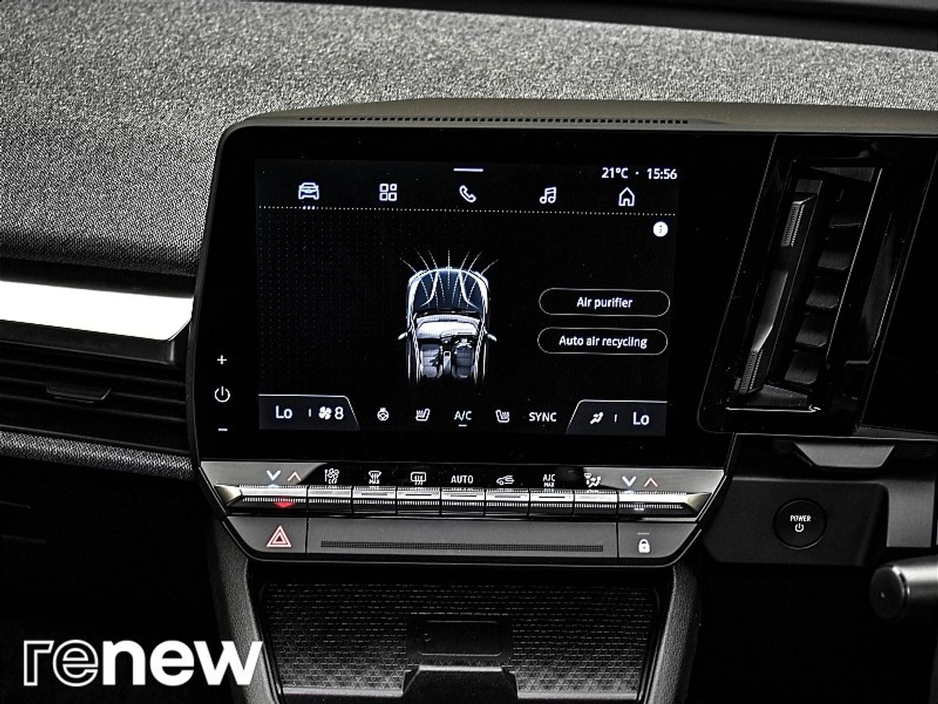 2023 Renault Megane E-Tech - image 29