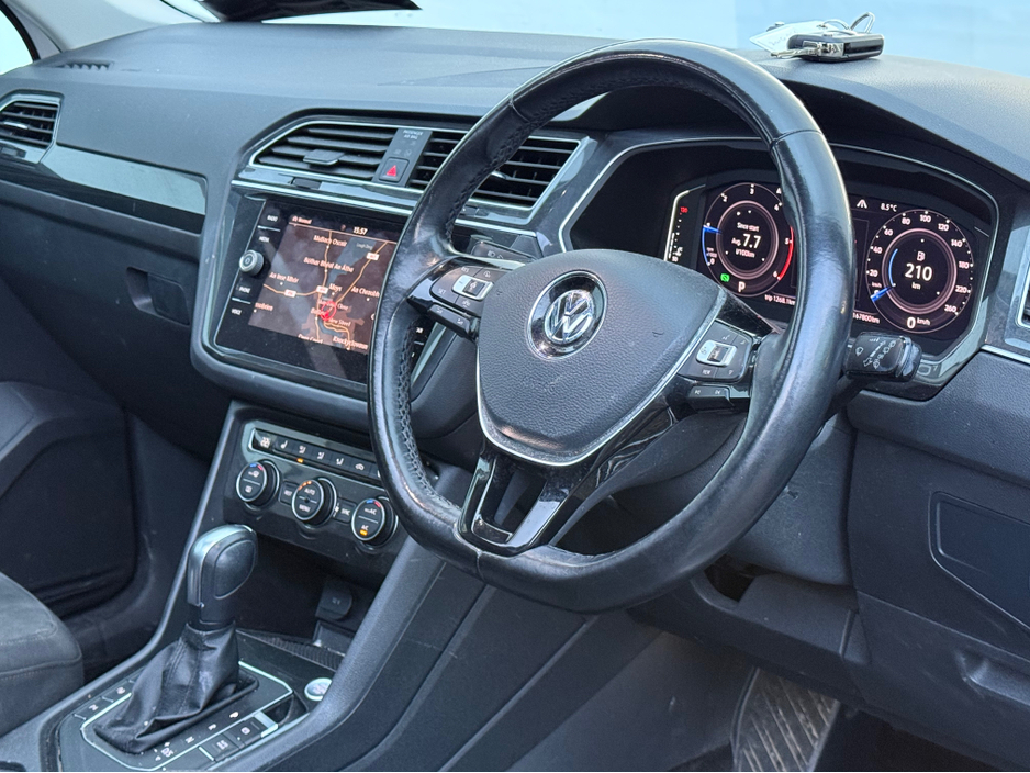 2020 Volkswagen Tiguan R-LINE 2.0 TDI D7F 150HP 5DR AUTO €29,950