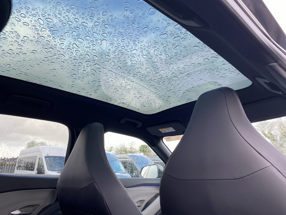 2026 Ford Capri - image 18