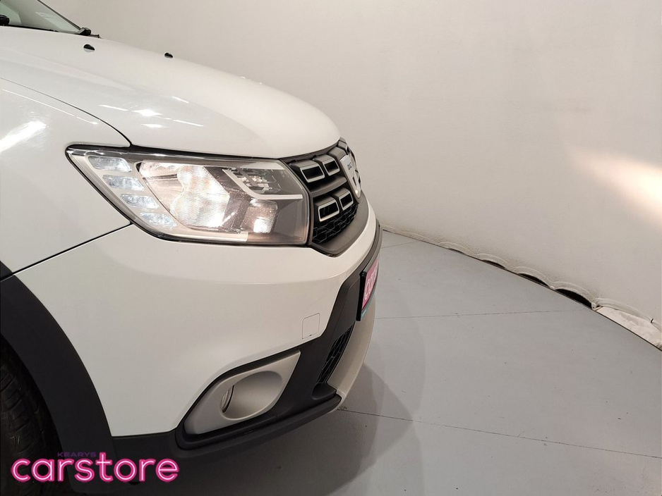 2018 Dacia Sandero Stepway - image 18