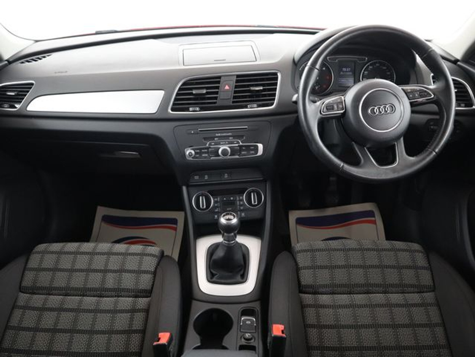 2016 Audi Q3 - image 13