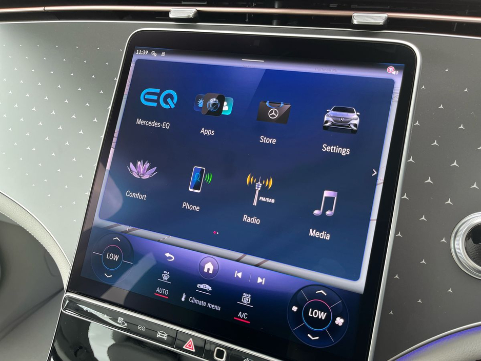 2026 Mercedes-Benz EQE - image 26