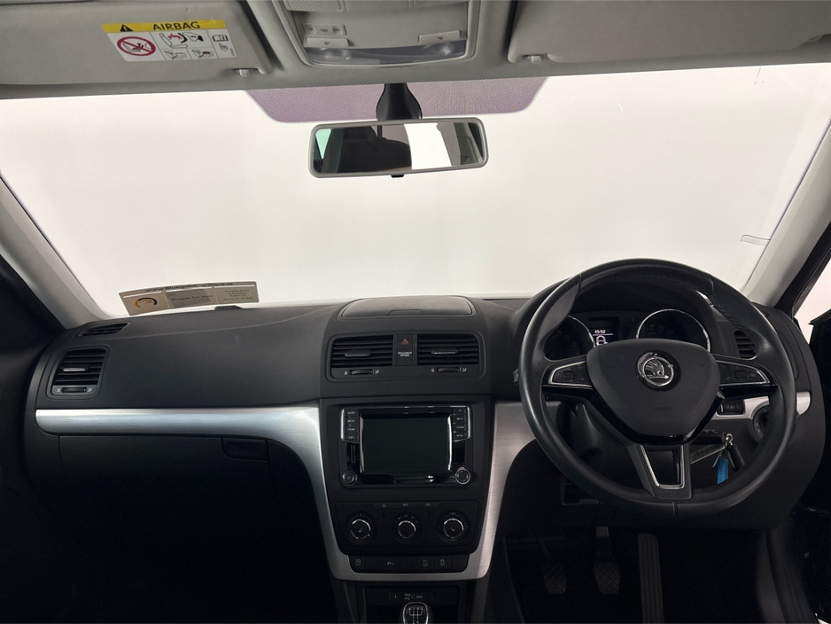 2016 Skoda Yeti OUTDOOR 2.0 TDI**TOUCHSCREEN BLUETOOTH MEDIA**MULTIFUNCTIONAL STEERING WHEEL**HEATED LEATHER SEATS**CRUISE CONTROL**PARKING SENSORS**AIR CONDTIONING**ELECTRIC WINDOWS **ISOFIX**FINANCE AVAILABLE** €11,995