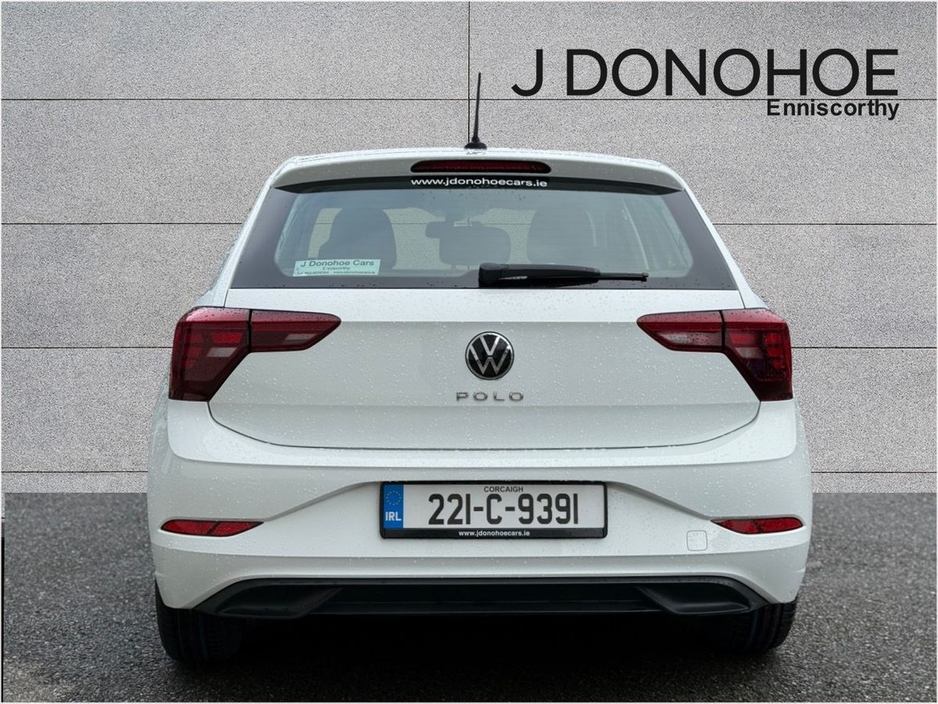 2022 Volkswagen Polo - image 14