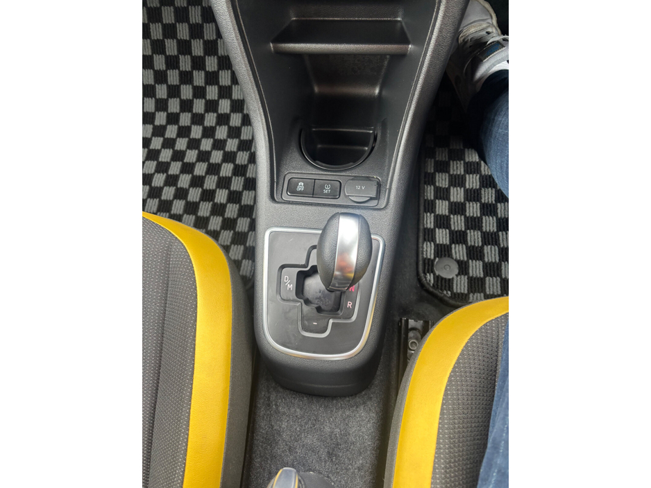 2018 Volkswagen up!  €11,500