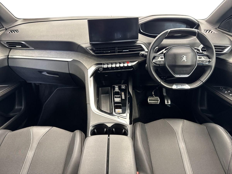 2024 Peugeot 5008 - image 8