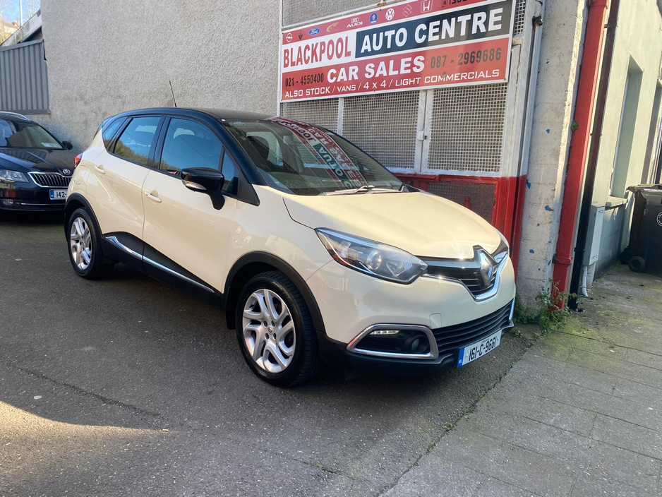 2016 Renault Captur - image 2