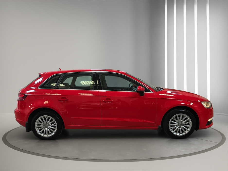 2015 Audi A3 - image 5