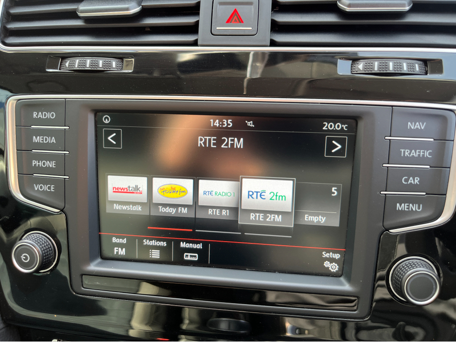 2016 Volkswagen Golf - image 22