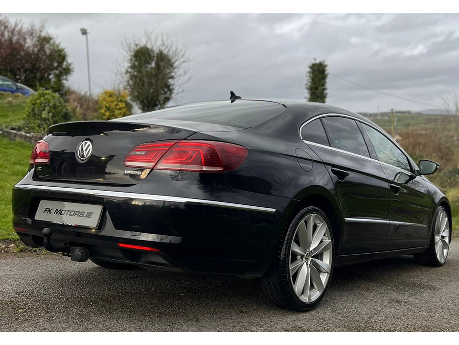 2014 Volkswagen CC - image 10