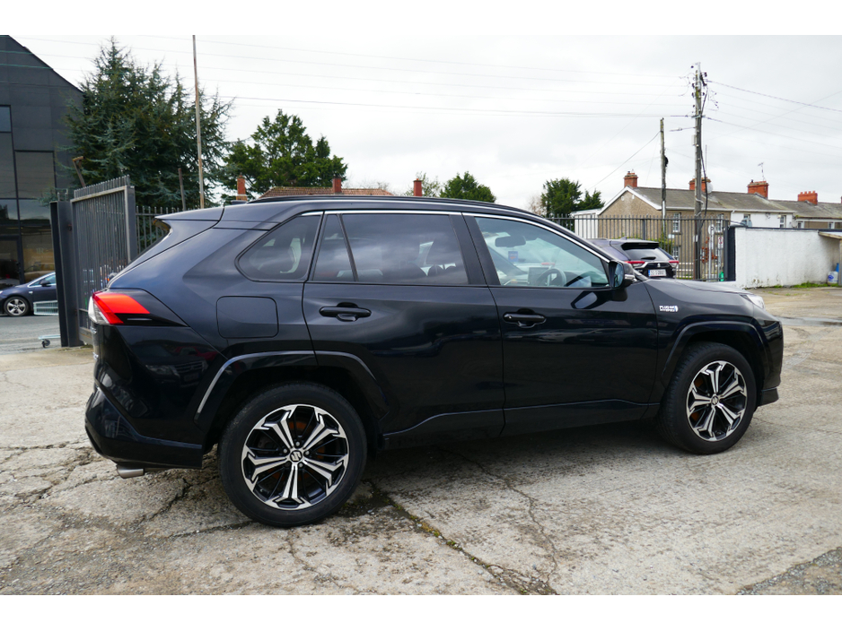 2021 Toyota Rav4 ACROSS 2.5 E FOUR 302PS PHEV €34,000
