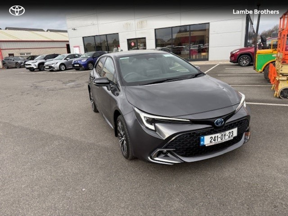 2024 Toyota Corolla - image 5