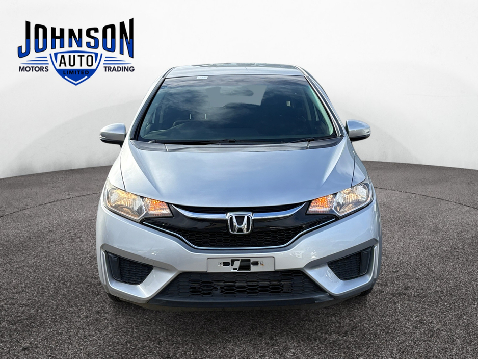 2016 Honda Fit - image 6