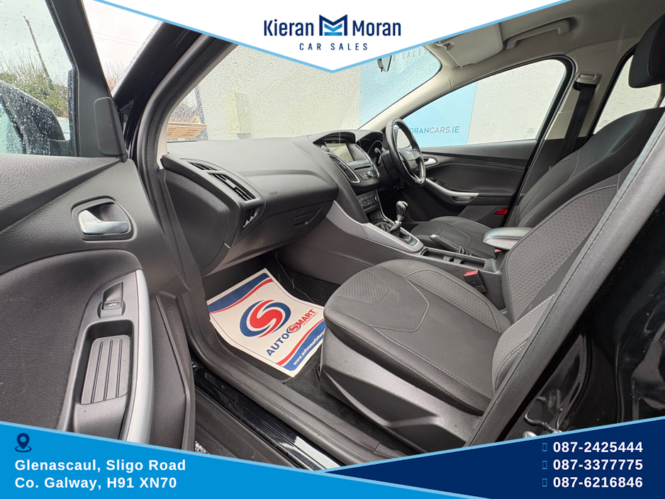 2017 Ford Focus - image 11