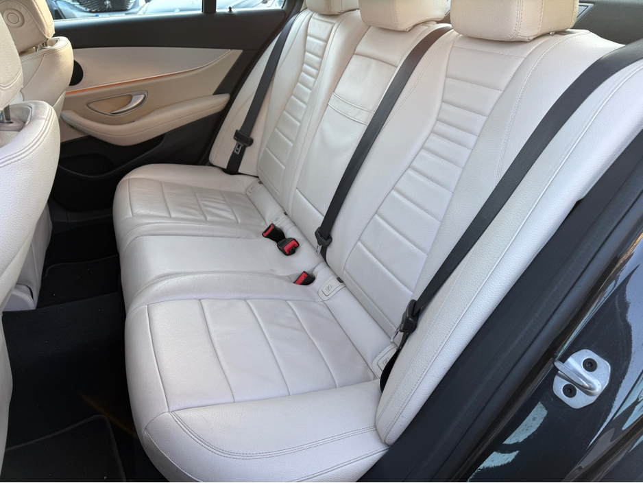 2022 Mercedes-Benz E Class - image 10