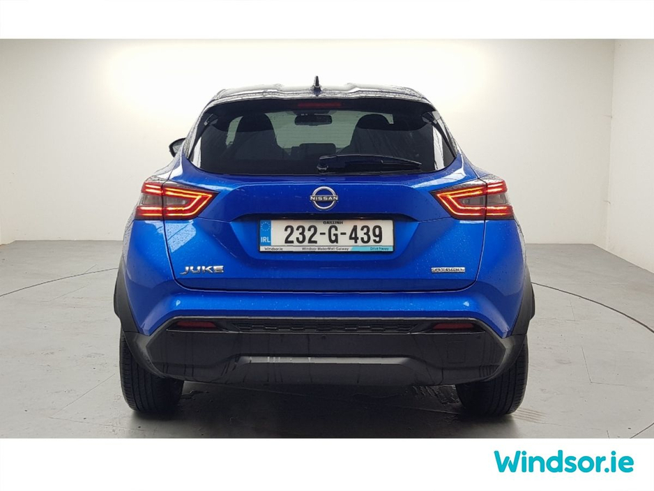 2023 Nissan Juke - image 11