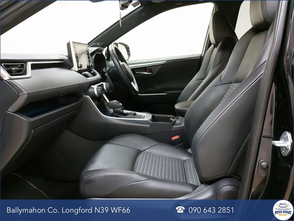 2022 Toyota Rav4 - image 10