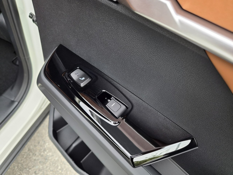 2026 KGM TORRES EVX - image 19