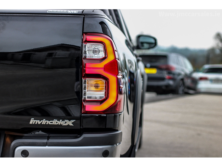 2026 Toyota Hilux - image 12