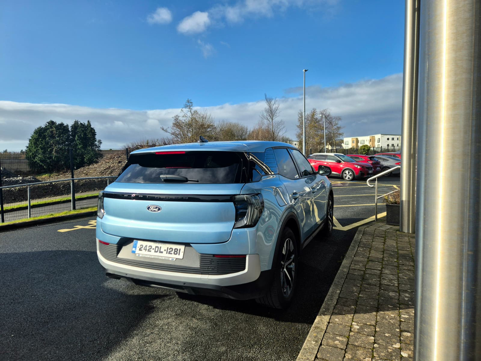 2024 Ford Explorer - image 6