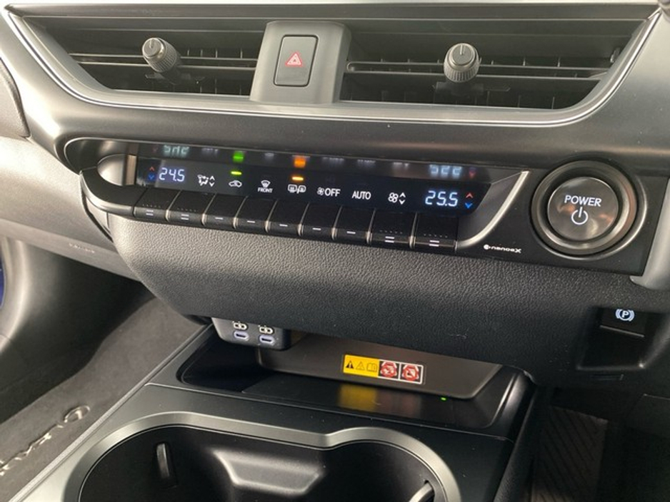 2025 Lexus UX 250 H F Sport Design €49,950