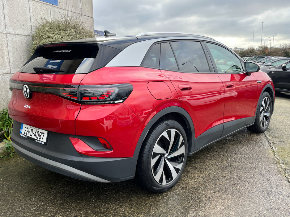 2022 Volkswagen ID.4 PRO TECH 77KWH //MASSIVE SPEC//HEATED ELECTRIC MEMORY MASSAGE SEATS//PANORAMIC GLASS ROOF//HEAD UP DISPLAY//360 PARKING CAMERAS// €28,950