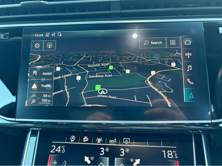 2018 Audi Q8 - image 18