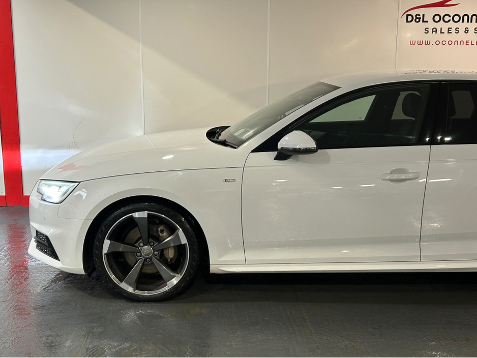 2017 Audi A4 - image 7